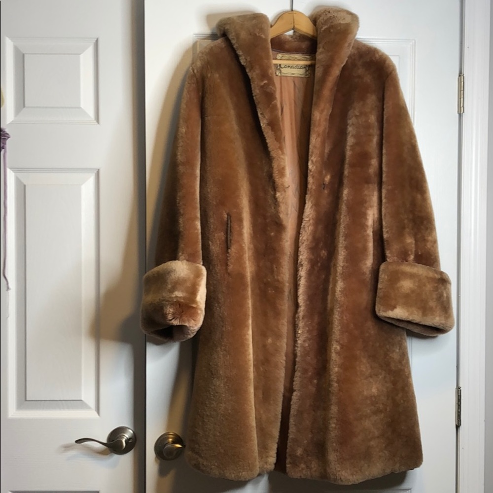 Vintage sheared Lamb Fur (mouton) Heavy winter coat size XL